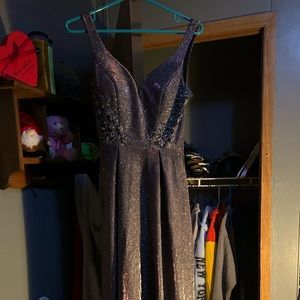 City triangles size 1 wore once to sweetheart but don’t like how it looks now